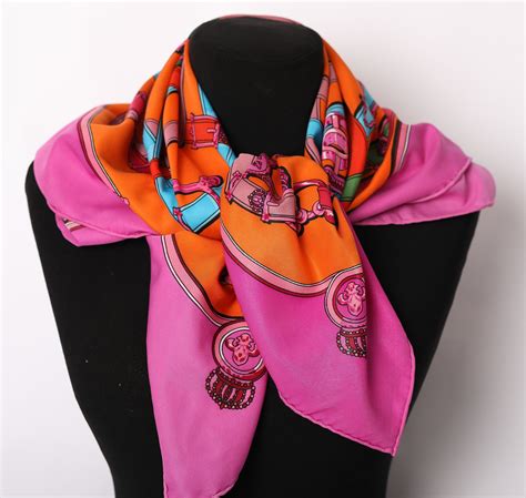 Hermès Scarf/Shawl Silk 